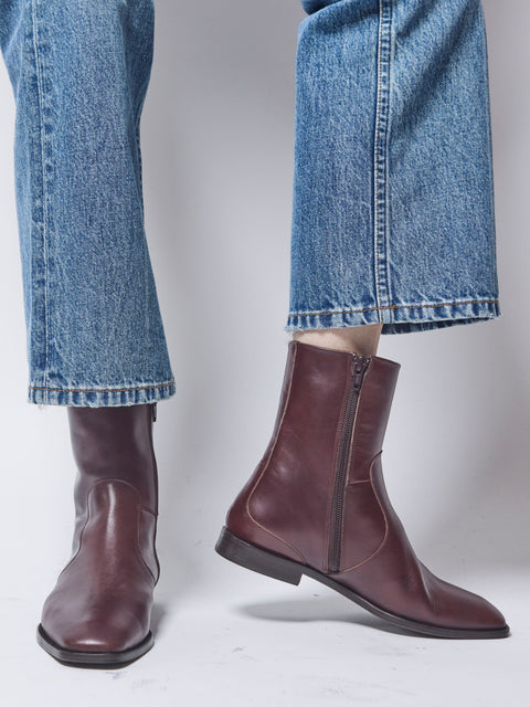 Hopper Boot, ajax moka