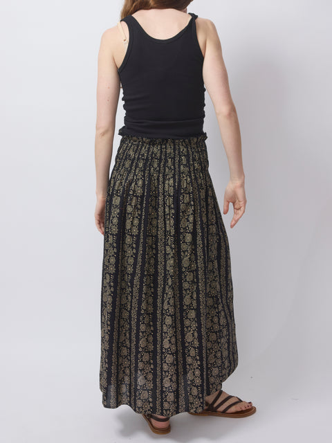 Canary Skirt, black & cream token floral
