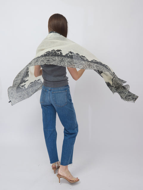 Cashmere Whisper Scarf, ivory/black Paisley