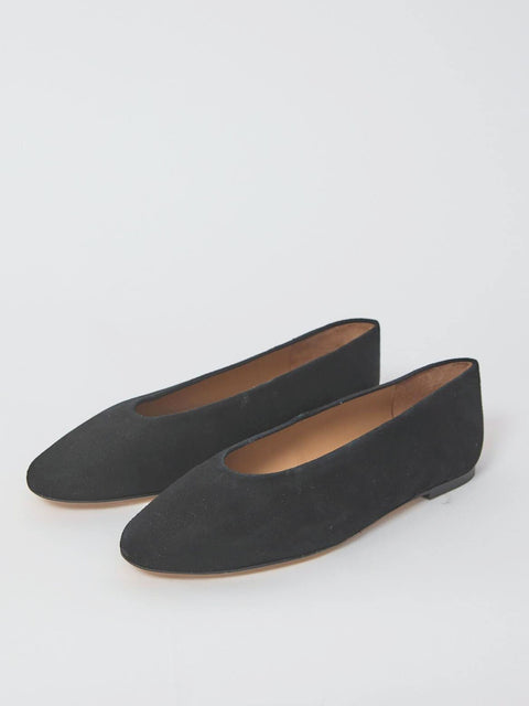 Belinda, Black Suede