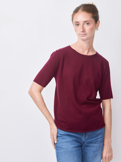 Ari, Burgundy