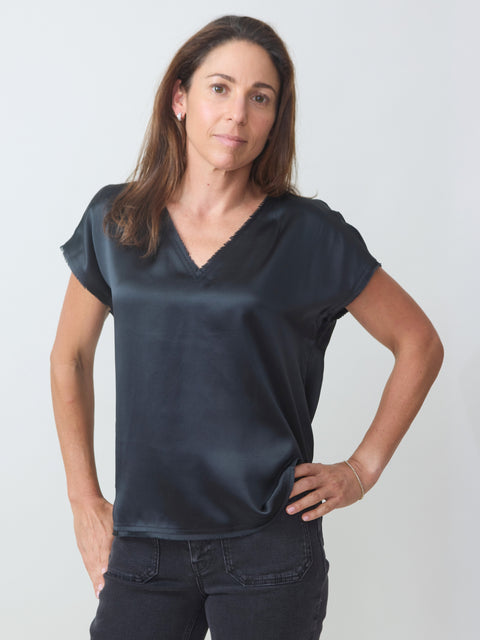 Raw Revisited Tee, W. Black
