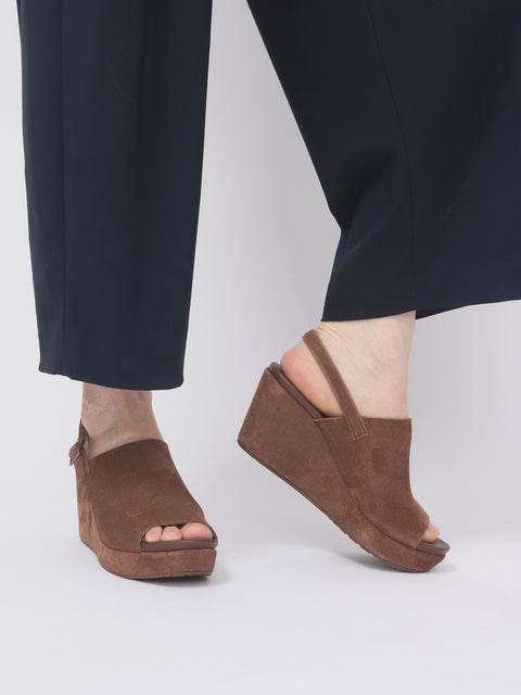 Alvara Wedge, Chestnut