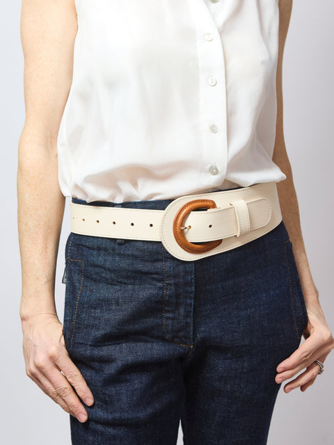 La Guerande, wide white belt