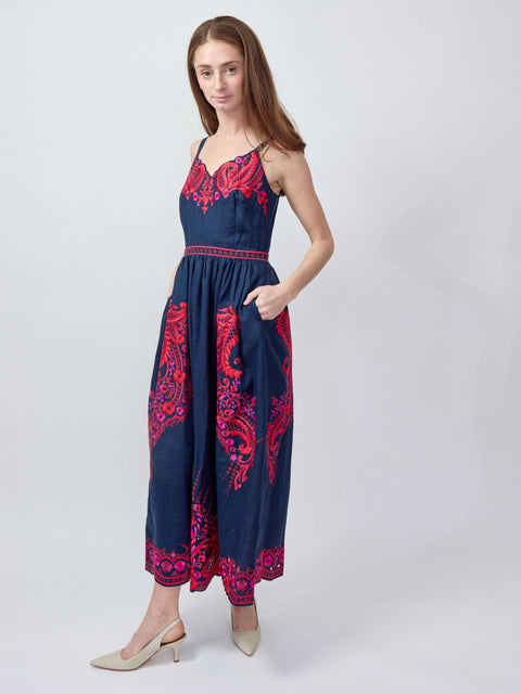 Holly, midnight Rosaria