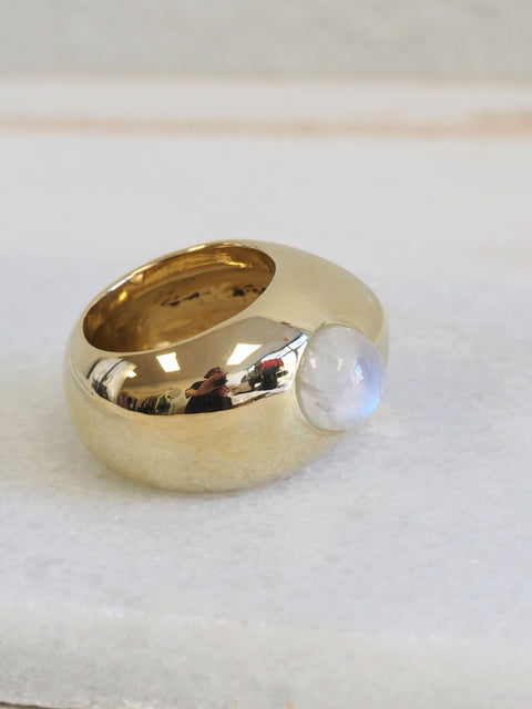 Pebble Cabochon Ring, moonstone