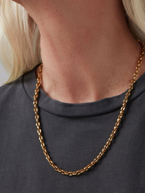 Dhani Chain, gold