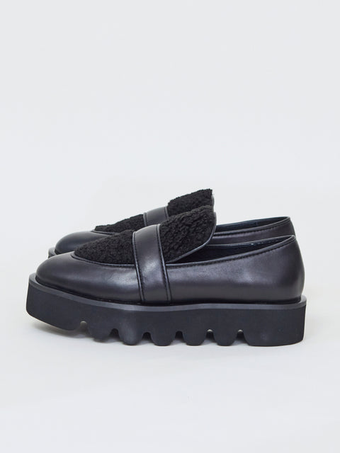 Furry Lugg Loafer, black