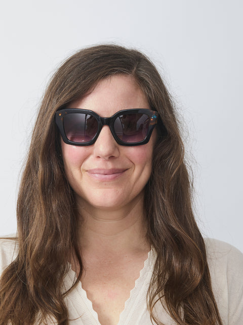 Rita, black tortoiseshell