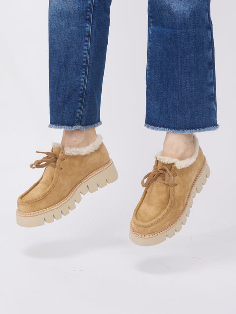 Soe Shearling Boot, Beige