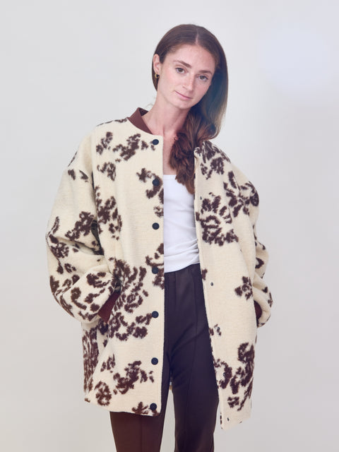 Tapestry Bomber, Merin