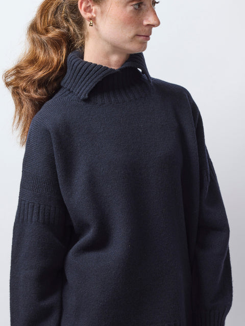 Lulu, navy