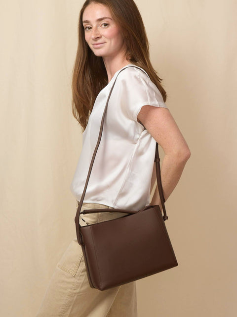 Hedda Midi Handbag, Chocolate