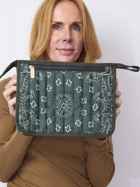 Beau Pouch, Army