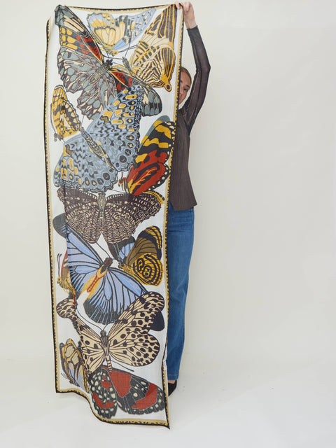 Papillon scarf, white