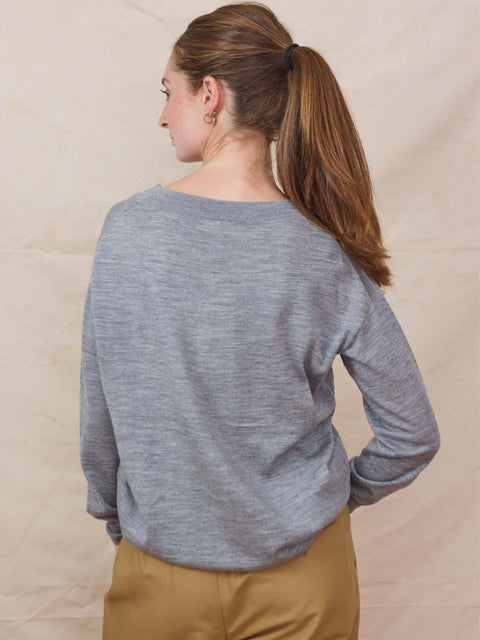 Wool V-neck, Grey