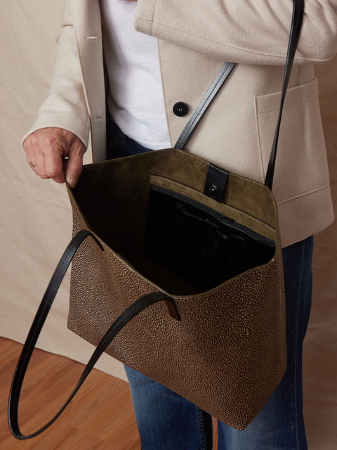 Essential Tote, Clay Shagreen