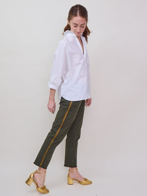 Wicklow, gold tuxedo stripe