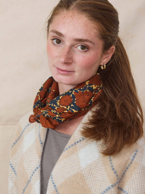 Foulard No.680, Brick