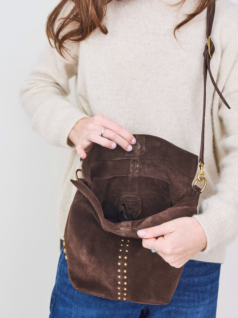 Dove Messenger, chocolate suede/brass