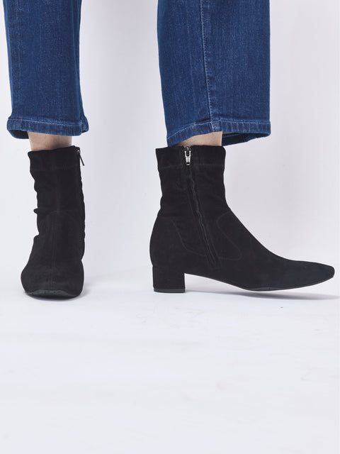 Encina Stretch Suede, Black