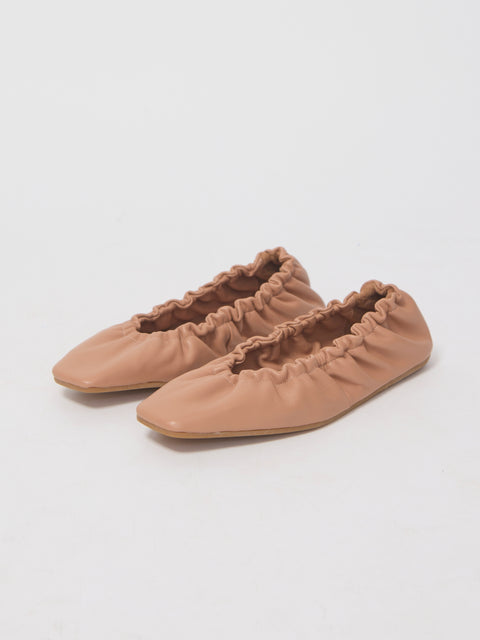 Ballerina Arricciata, Fard