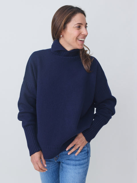 Lulu, navy