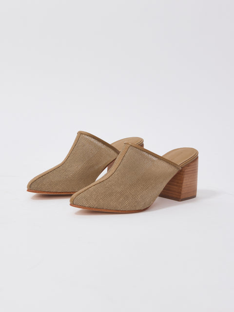 Darla, Latte Jute