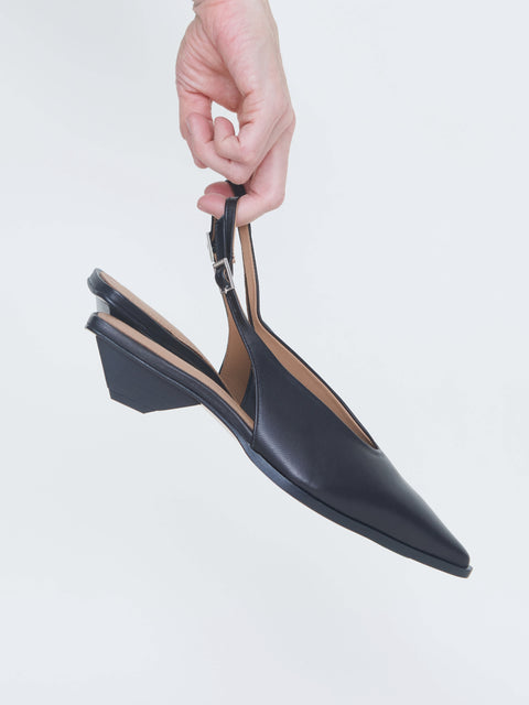 Avalon, black