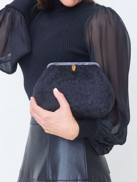 Susan, Black Mohair