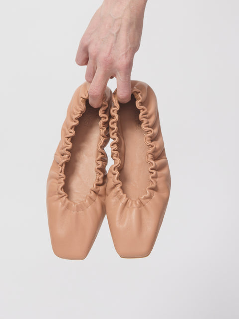 Ballerina Arricciata, Fard