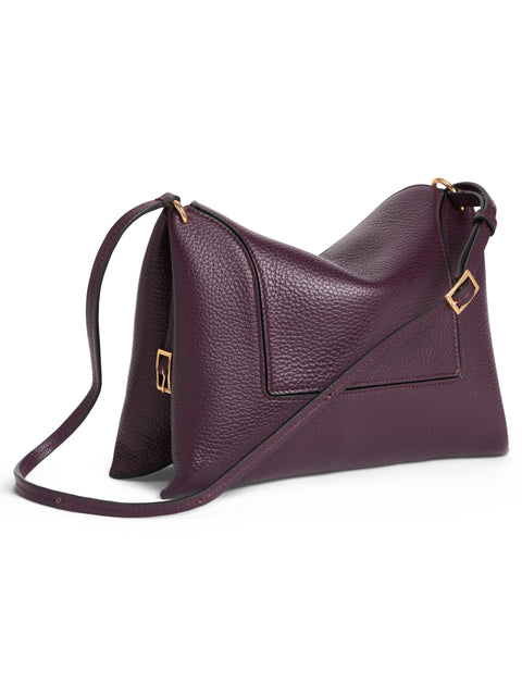 Penelope Slouch, Aubergine Crust