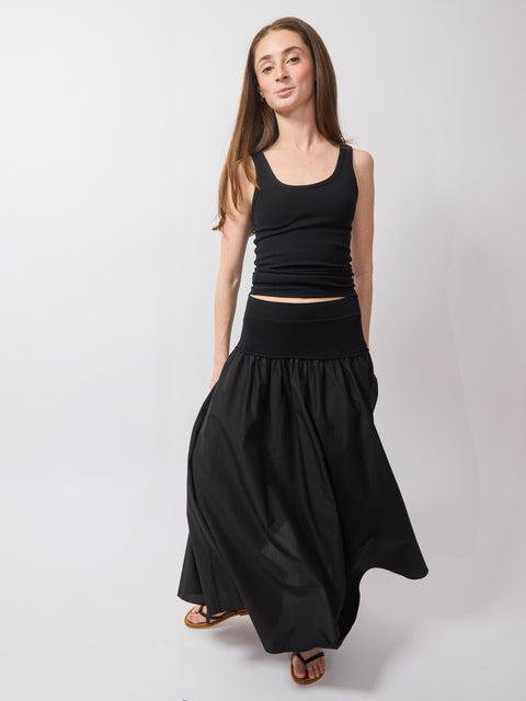 In on the Yoke, black