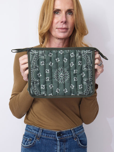 Beau Pouch, Army