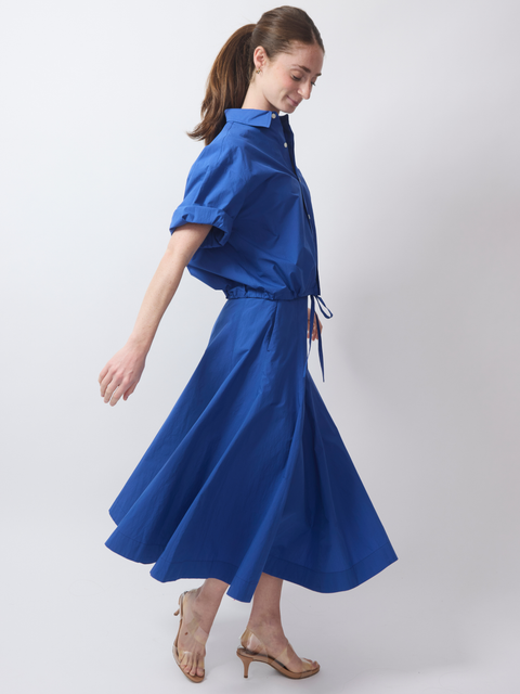 Linda, blue