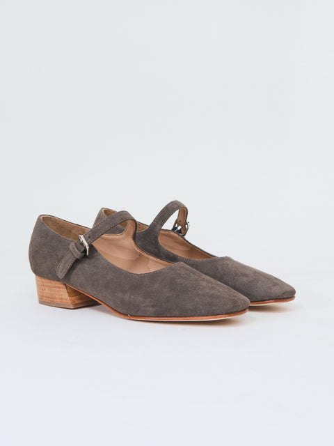 Stella, ash suede
