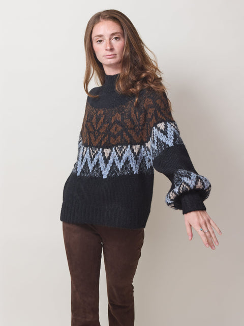 Lilith Turtleneck, Black