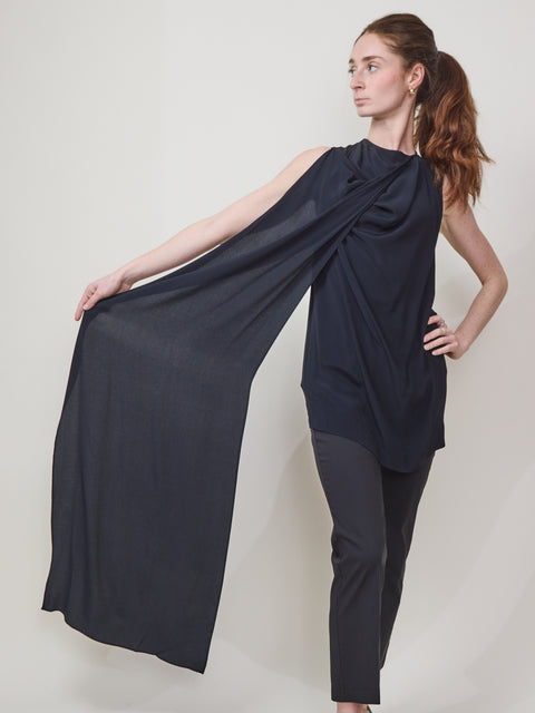 Dramatic Scarf Shell, black
