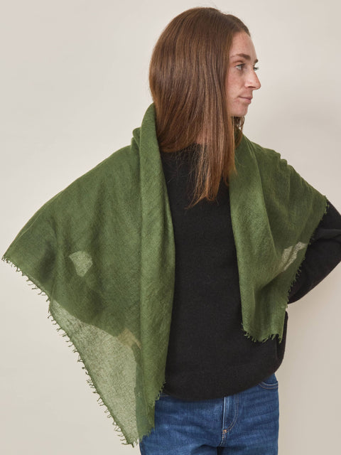 Whisper Cashmere Poet Square, dark khaki