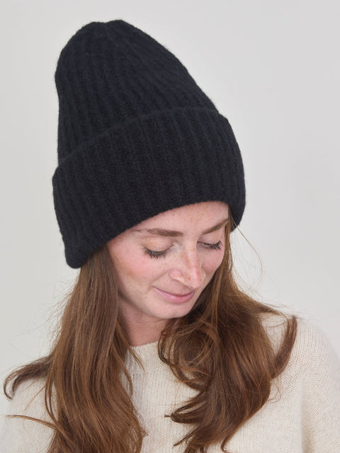 Giles Alpaca Hat, black