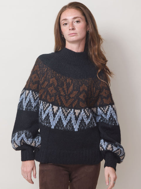Lilith Turtleneck, Black