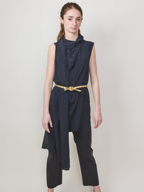 Dramatic Scarf Shell, black