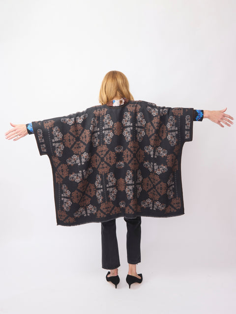 Pancake Poncho, Lace Floral