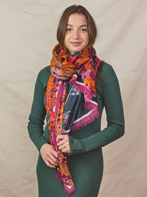 Dahlias Scarf