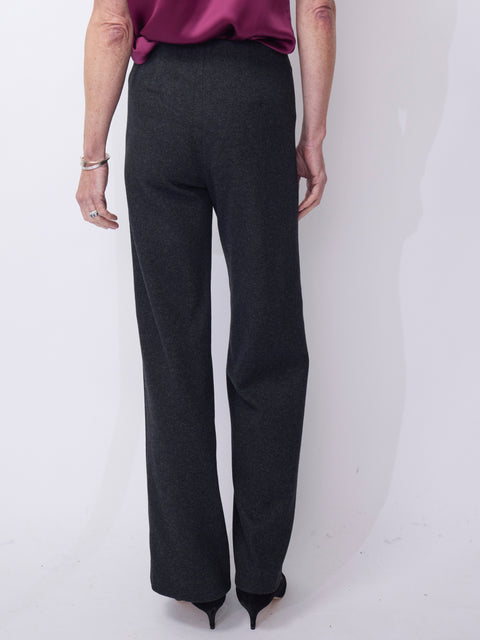 Elaine, asphalt fluid flannel