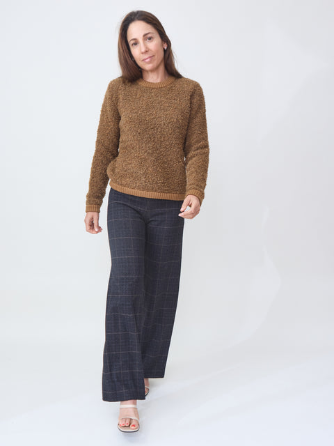 Elaine, grey graphical