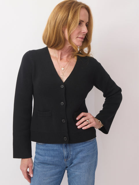 Double Knit Vee, black
