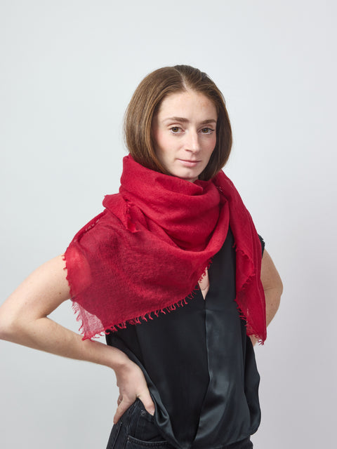 Whisper Cashmere Poet Square, red