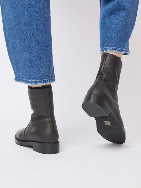 Theo Shearling Boot, dark brown leather