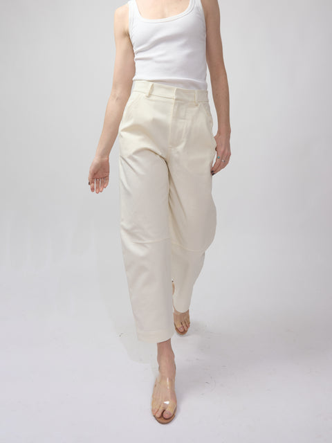 Cosmo, off white